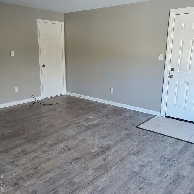 Photo - 191 Plains Rd Unit 3