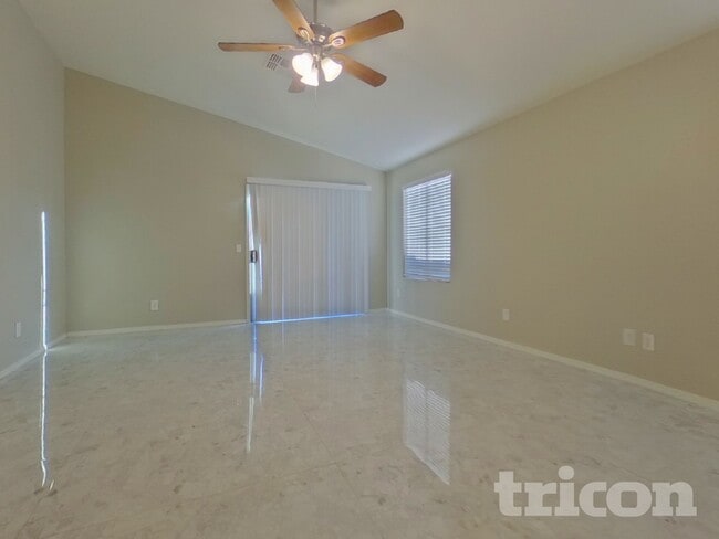 Photo - 24832 W Kowalsky Ln