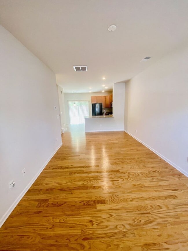 Photo - Stylish 3 Bed Townhouse with Granite Countertops and Hardwood Floors in Charlotte!