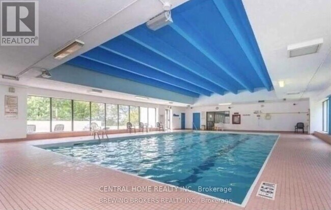 Photo - 260 Seneca Hill Dr Unit 614
