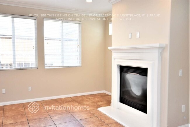 3659 Scribner Ln