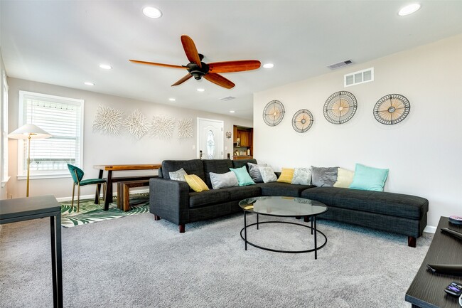 Photo - 4421 Pelican Rd