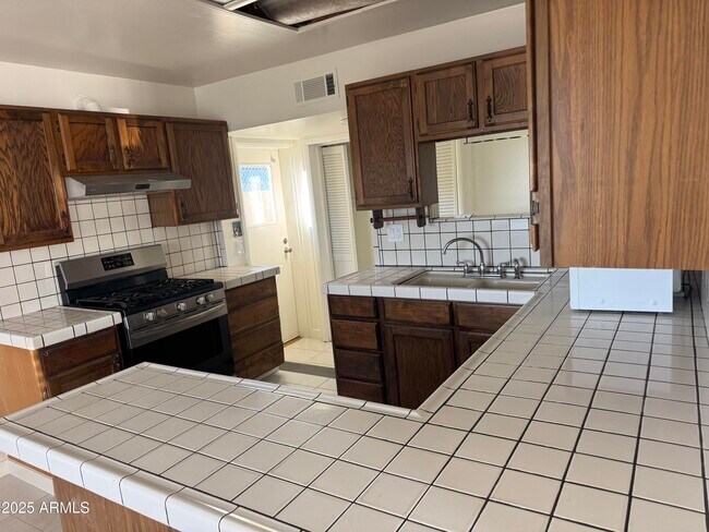 Photo - 804 W Magnolia St