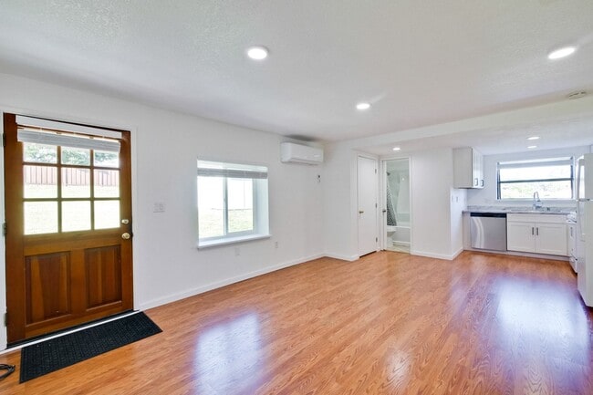 Photo - Must See 1 Bed 1 Bath Cottage in the heart of Almaden Valley!!!