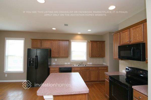 Photo - 2883 Open Sky Way