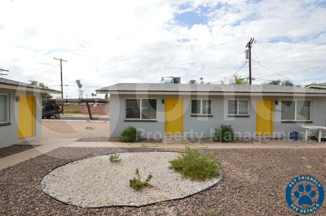 Building Photo - 6040 N 21st Ave Rental