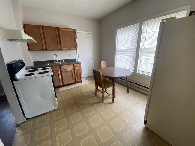 Photo - 112 E Fourth St Unit 112 Fourth Street