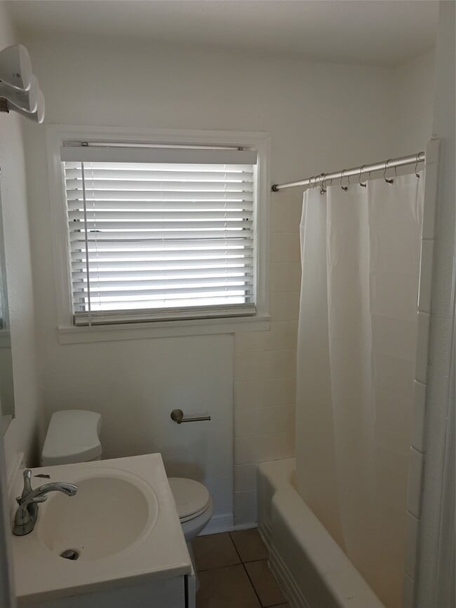 Photo - 10330 S Oswego St