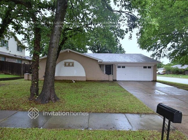 Building Photo - 3200 Whisper Wood Ct