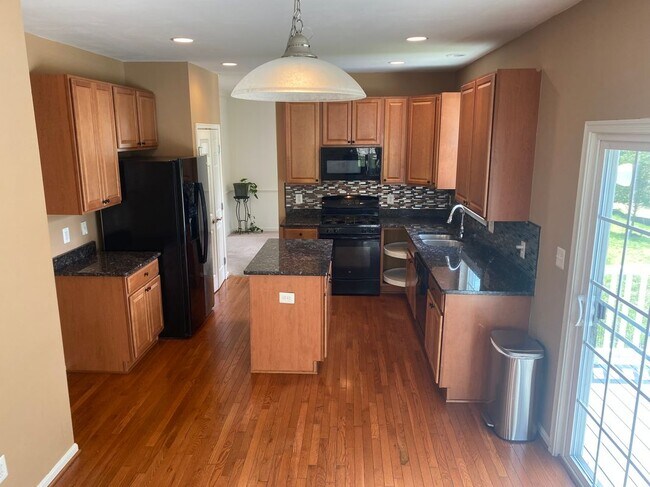 Photo - 13311 Digges Terrace