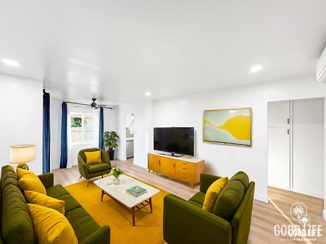 Photo - Coastal Charm Meets Modern Living in Beautiful Encinitas