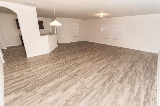 Photo - 5452 Quail Cove Ln