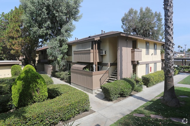 Photo - Park Plaza Apartments