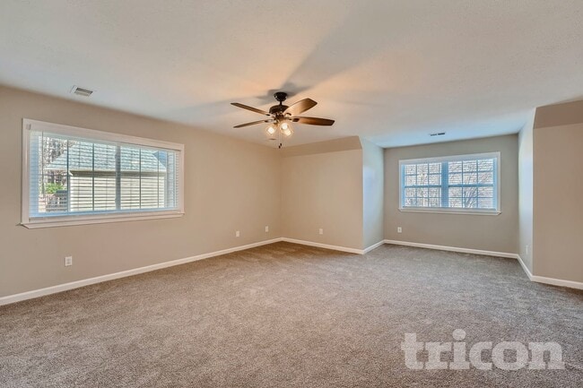 2702 Cheatham Lake Ct NW