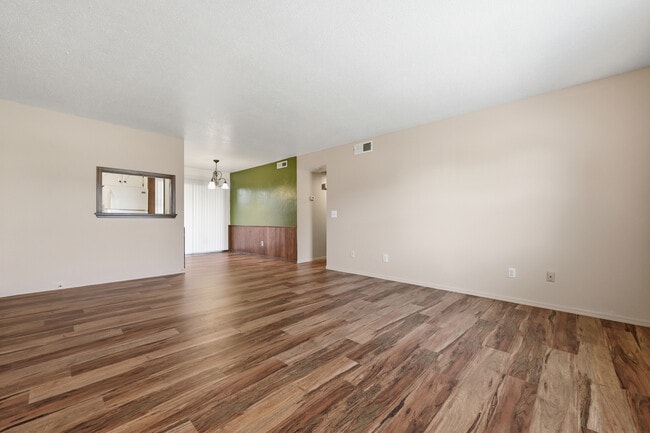 Photo - 11307 N May Ave Unit #D