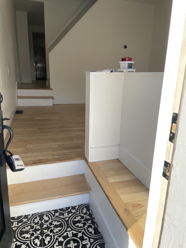 Photo - 511 Morse St