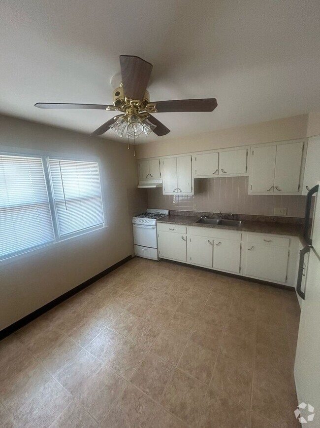 Building Photo - 309-311 Robinhood Unit C1 Rental