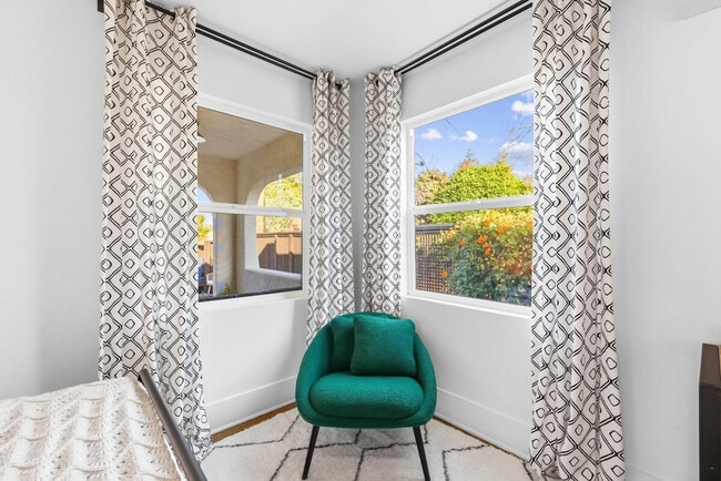 Photo - 3407 N Mountain View Dr Unit SI ID1382146P