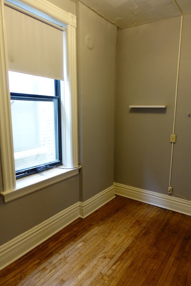 Photo - 953 W Armitage Ave