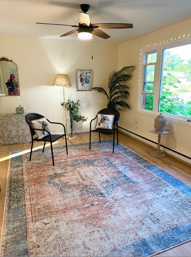 Living Room - 91 Faith St Unit 91
