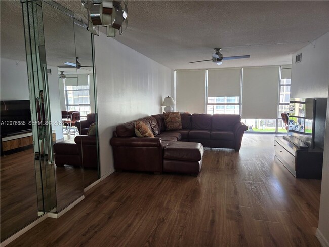 Building Photo - 501 Three Islands Boulevard Unit 209