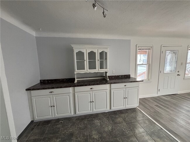 Photo - 4739 W 125th St