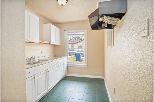 928 Poinsettia St Unidad 928 Poinsettia