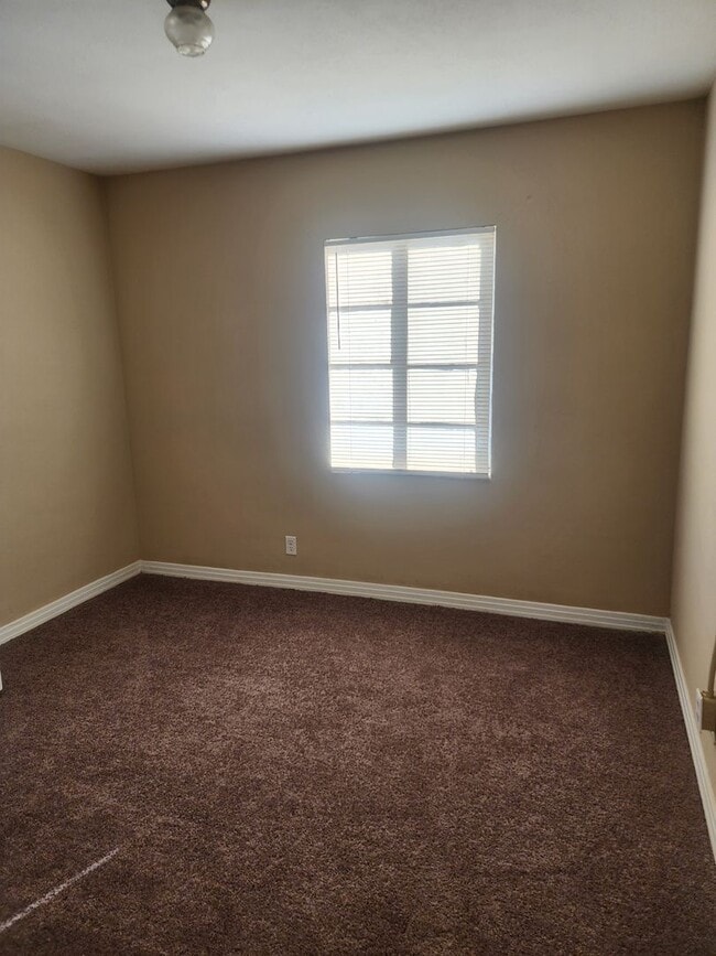 Photo - 5TH1235  8 Unit 1235 West 5th Street - up