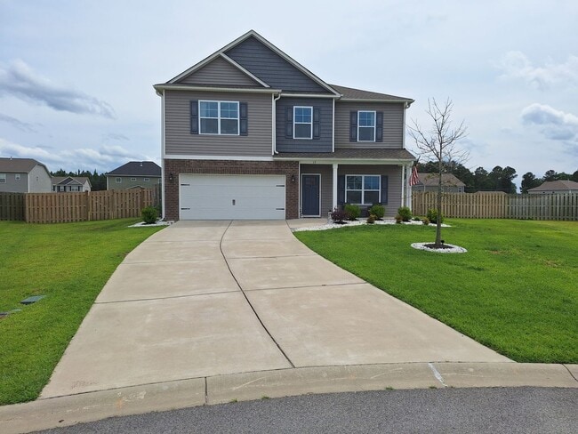 Magnificent Five Bedroom Home in Elgin SC! - Magnificent Five Bedroom Home in Elgin SC!