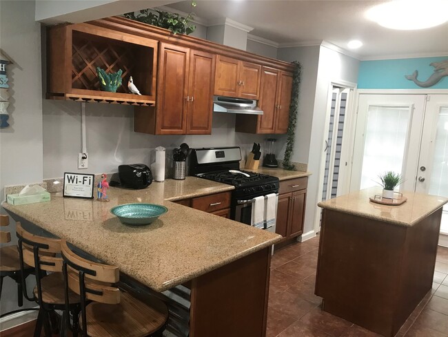 Photo - 2319 56th St