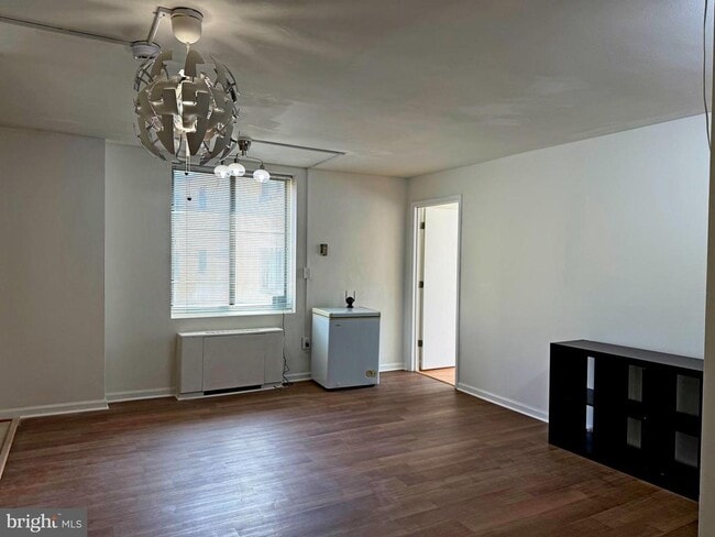 Building Photo - 522 21st St NW Unit 812 Rental