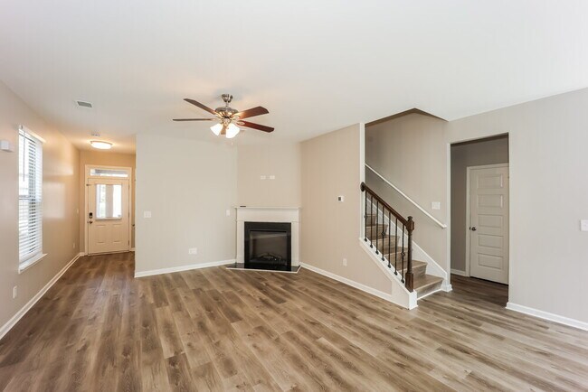 Photo - 1995 St John Ct