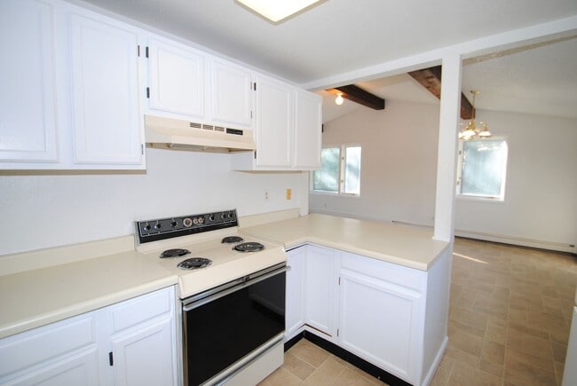 Photo - 795 Keeling Rd Unit #2