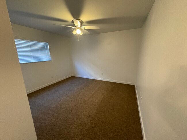 Dormitorio #1 - 323 Concord St Unidad 2