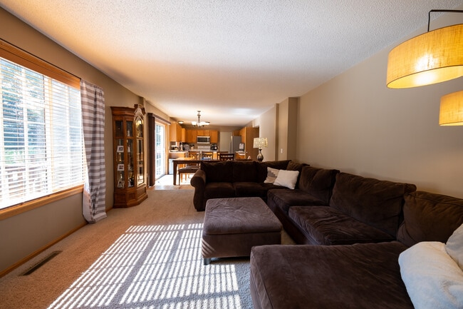 Photo - 17473 Hayes Ave