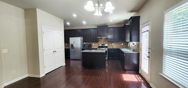 Photo - 119 Gloster Park Ct