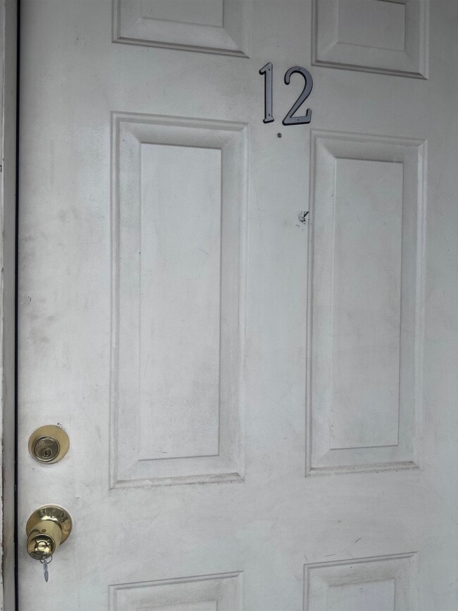 606 Gale St Unit 12