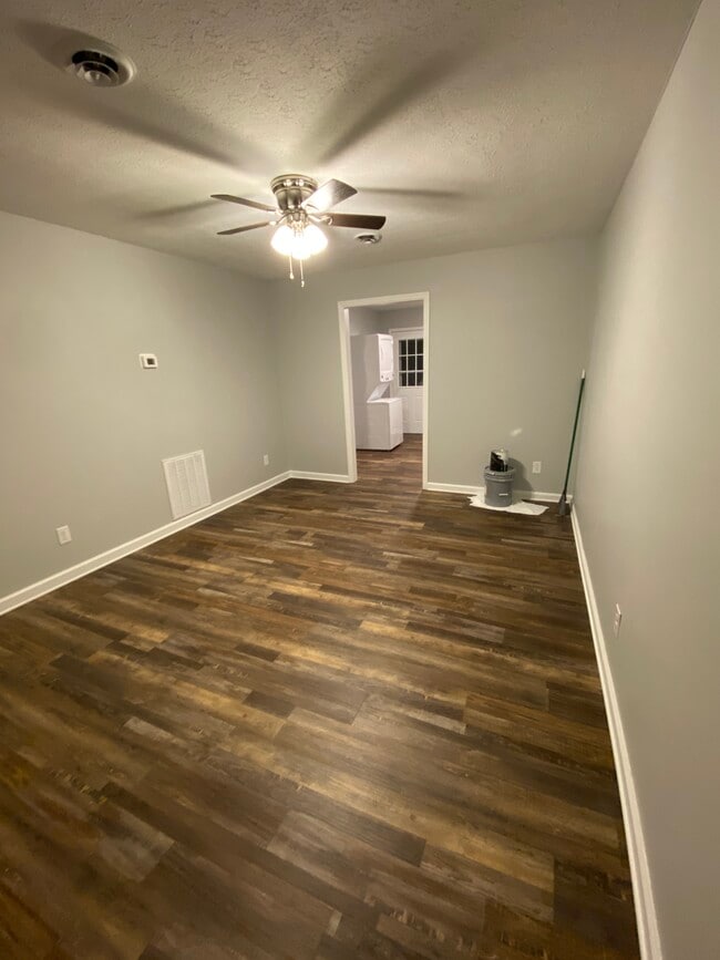 Entrance/living room view 1 - 1205 Redden Ln Unit A