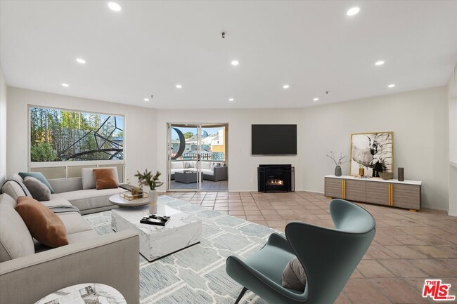 Photo - 235 Main St Unit 121