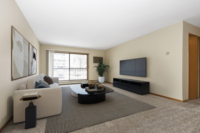 Building Photo - Dellwood Estates Rental