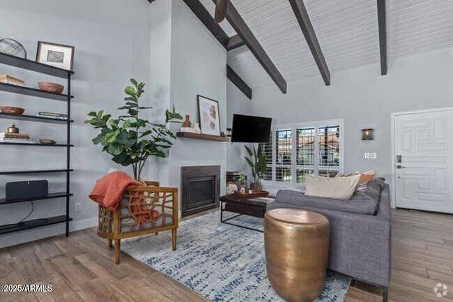 Building Photo - 5510 N 71st St Rental