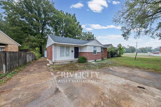 Photo - 1016 Mendenhall Cove