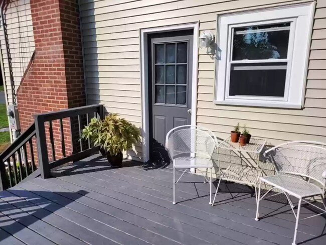 15 Boyden Dr