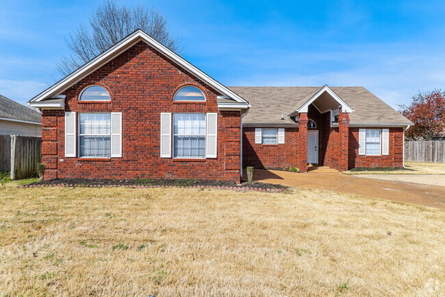 Building Photo - 7010 Juanita Cir S Rental