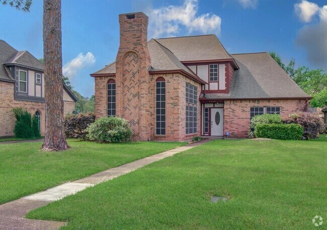 Building Photo - 5339 Holly View Dr Rental