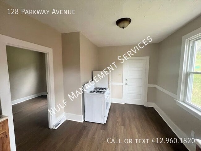 Photo - 128 Parkway Ave