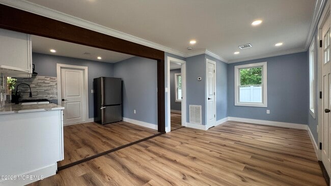 919 Ellison Ave