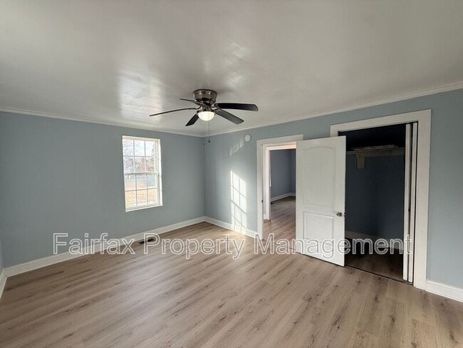 Photo - 307 Oneida St