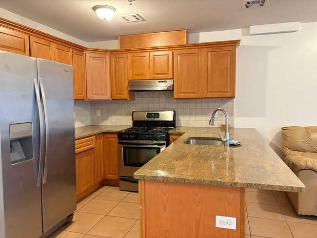 384 Ave C 1 - 384 Avenue C Apartments Unit 1