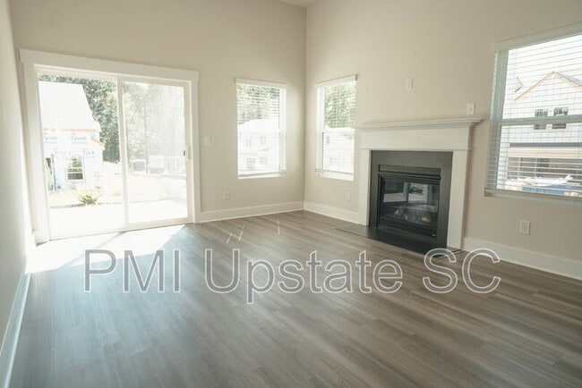 Photo - 35 Galley Ln